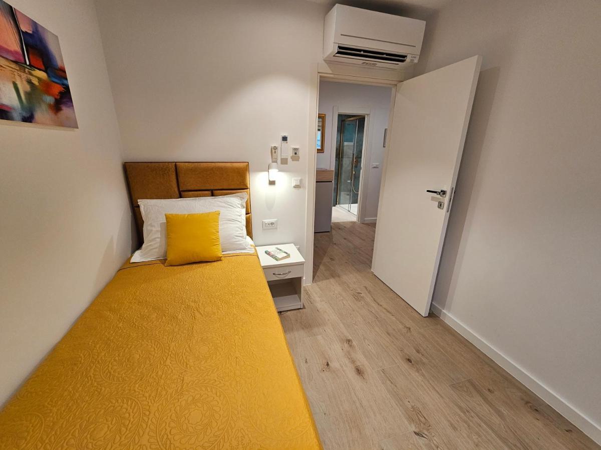 Luxury Spacious Apartment Maringo Split Bagian luar foto